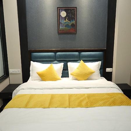 Hotel The Bell ルディヤーナー エクステリア 写真